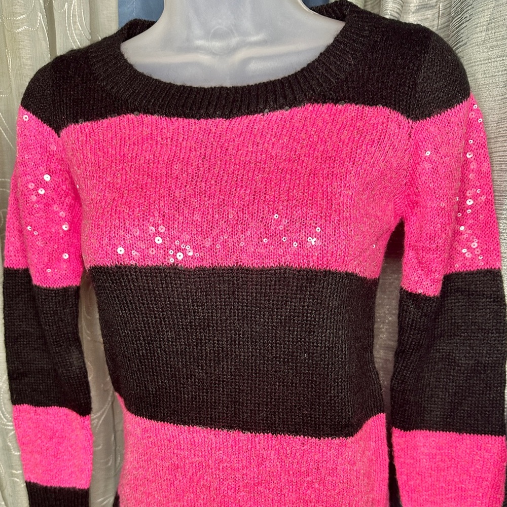 POOF! Black, Pink, Sparkle Sequin Scoop Neck- Juniors Women’s Sweater Blouse SM